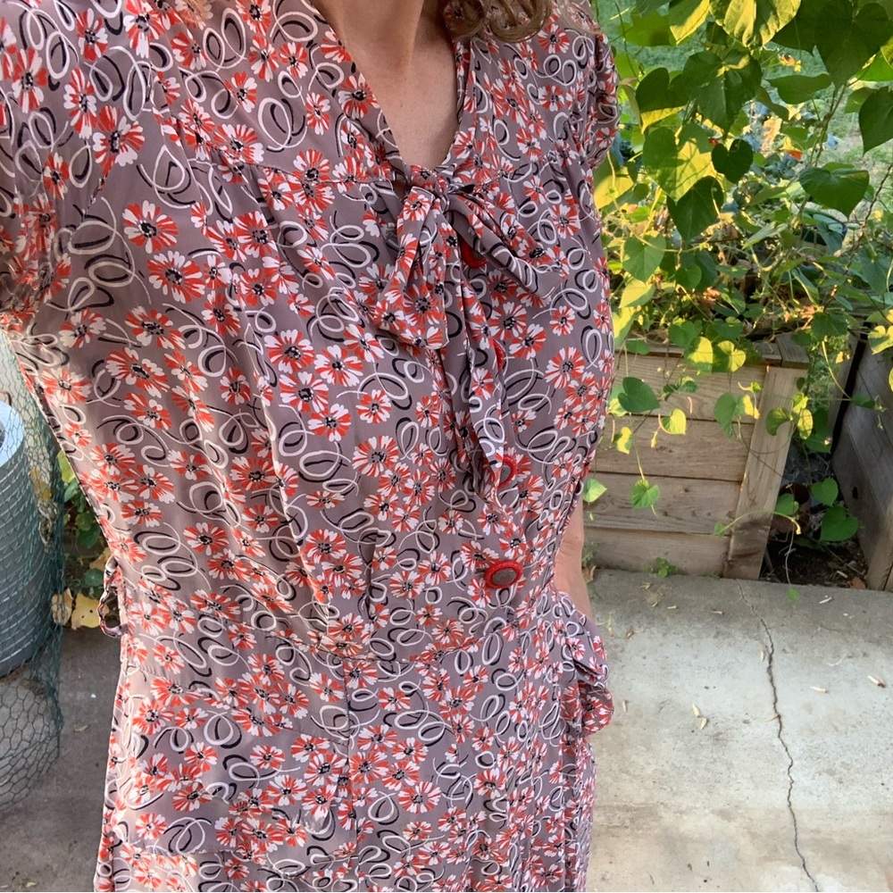 Vintage 1930s HANDMADE house dress! Incredible find.